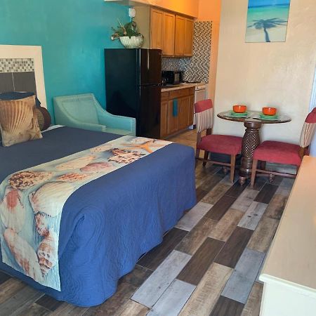 Michaels Siesta Motelセント・ピーターズバーグ エクステリア 写真