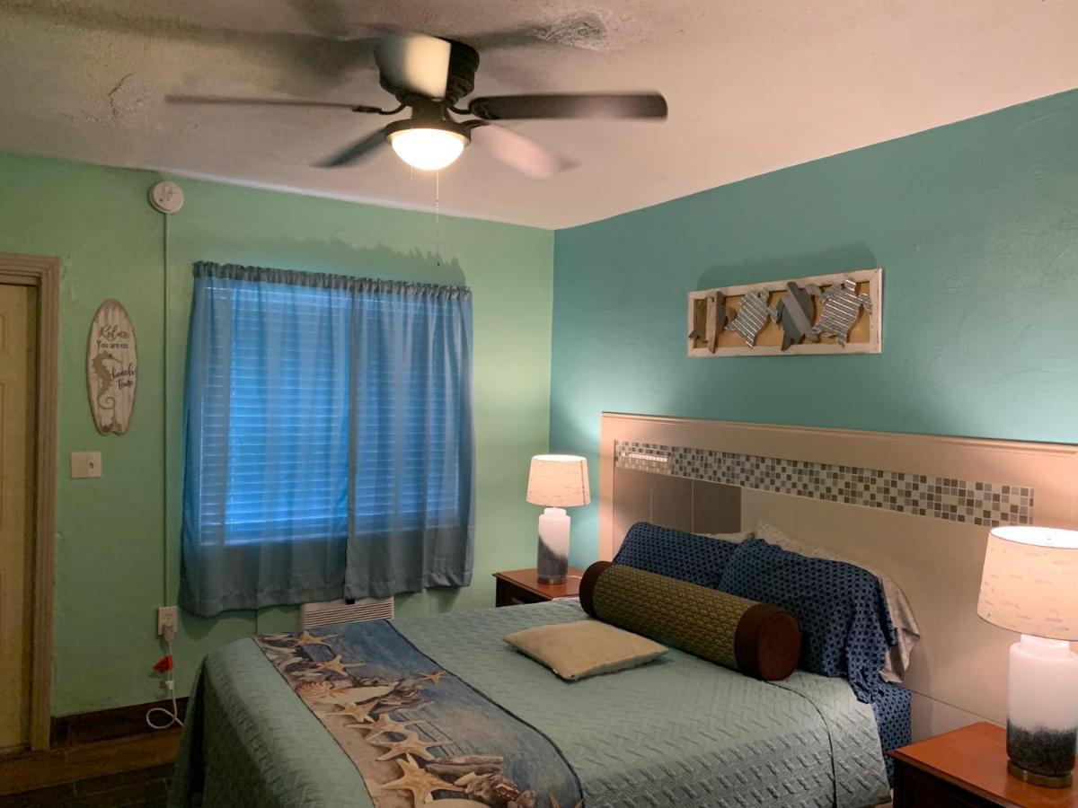 Michaels Siesta Motelセント・ピーターズバーグ エクステリア 写真