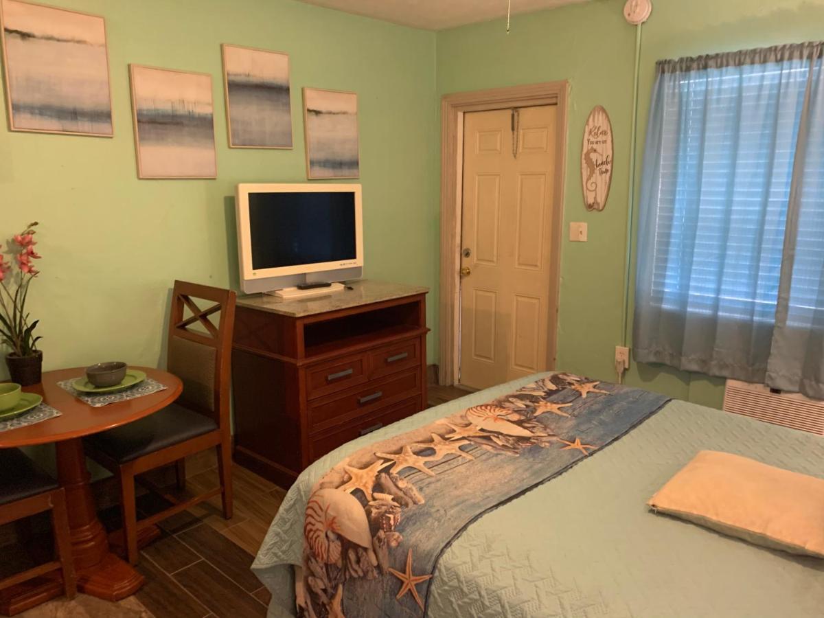 Michaels Siesta Motelセント・ピーターズバーグ エクステリア 写真