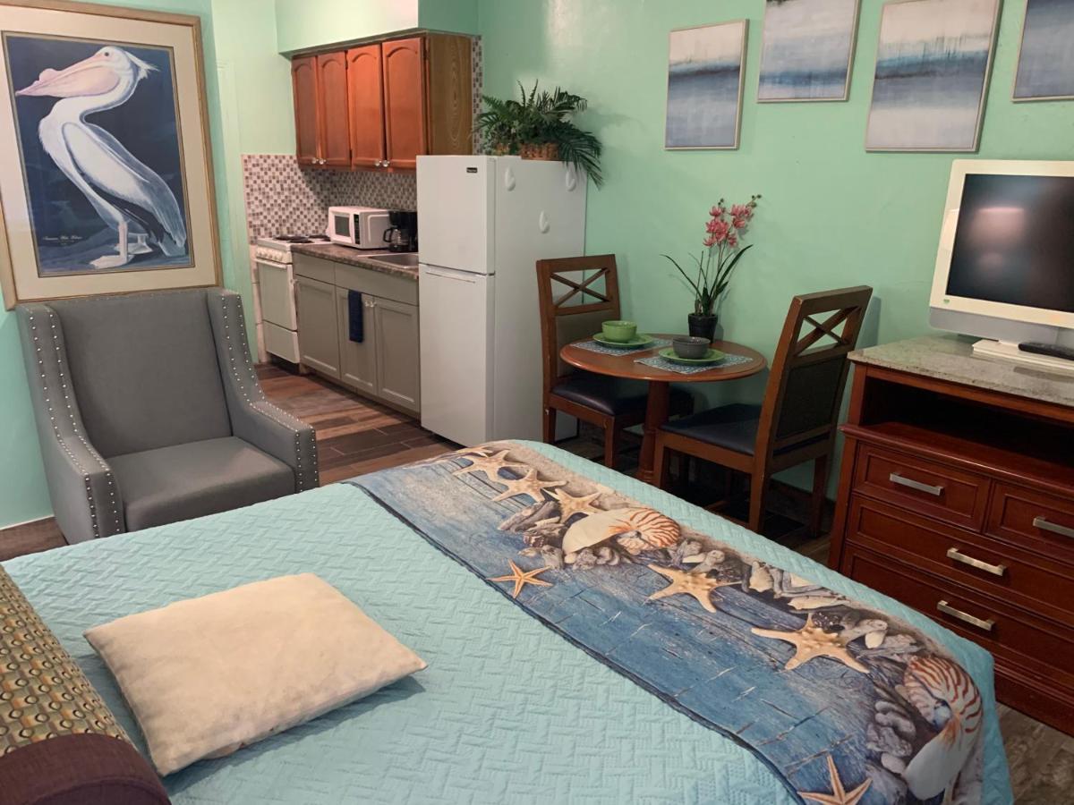 Michaels Siesta Motelセント・ピーターズバーグ エクステリア 写真