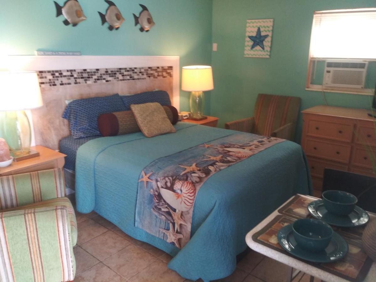 Michaels Siesta Motelセント・ピーターズバーグ エクステリア 写真